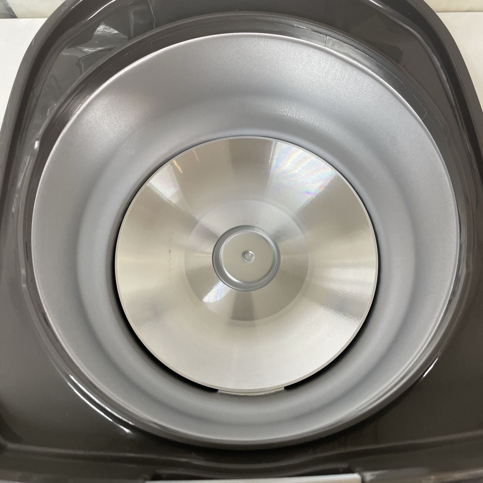 R303 ☀️ ほぼ未使用品！ SHARP 炊飯ジャー 5.5合炊き 21年製 KS-S10J 