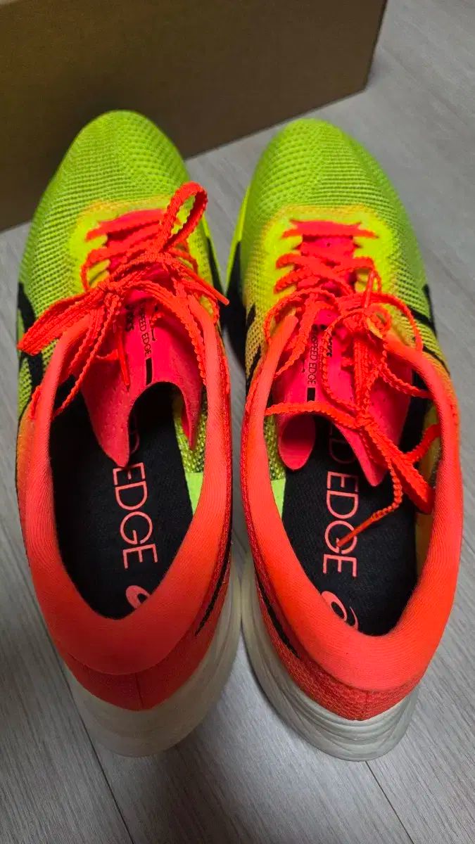 Asics アシックス