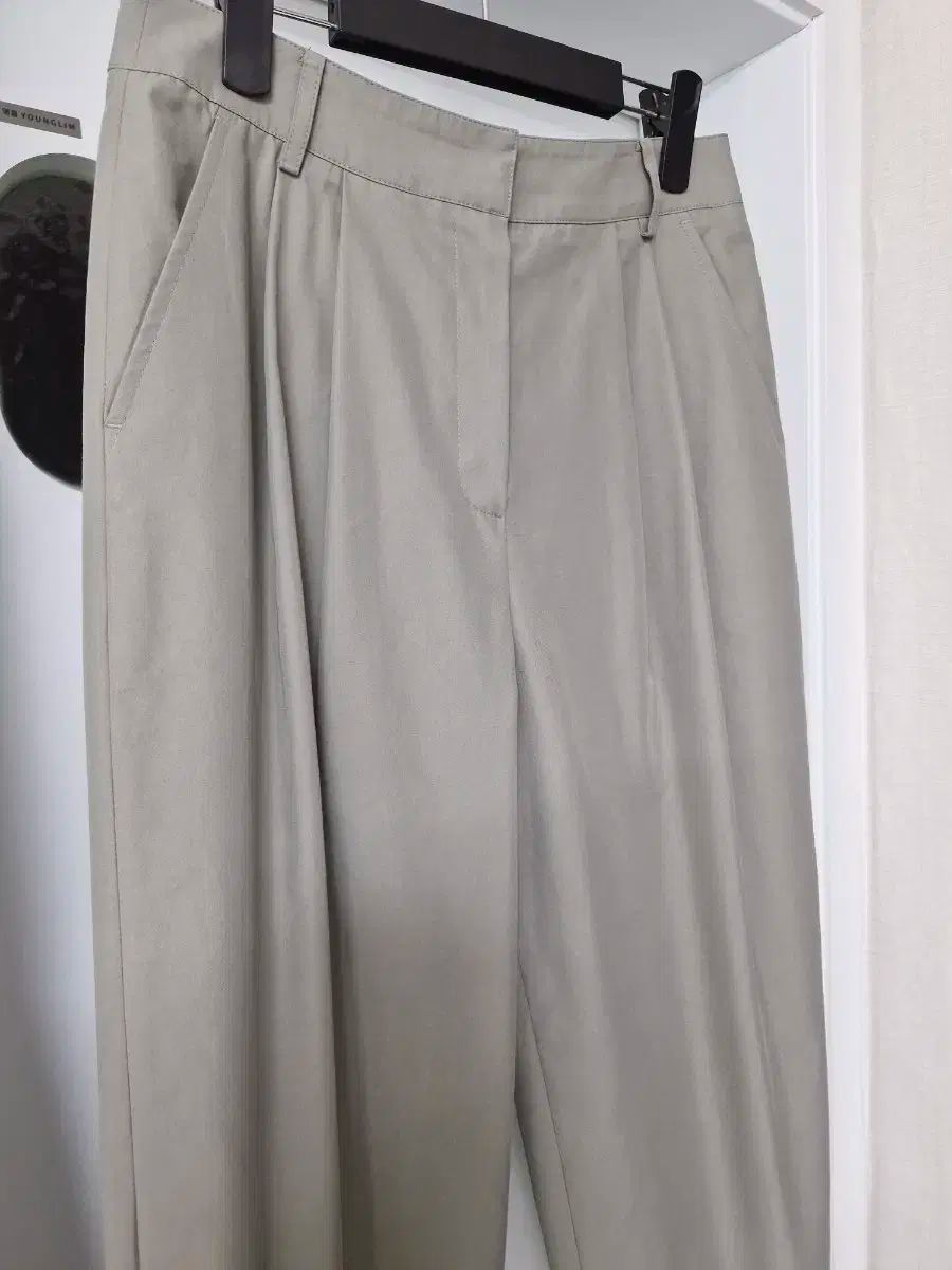 パンツ