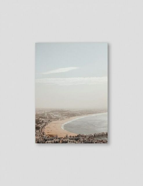 NOUROM | AGADIR CITY， MOROCCO | アートプリント / ポスター(50x70cm)【 北欧 シンプル ミニマル インテリア おしゃれ 】 スウェーデン art アート アートパネル アートボード インテリアパネル お洒落 Agadir to in At Sand 2026&frasl;2027