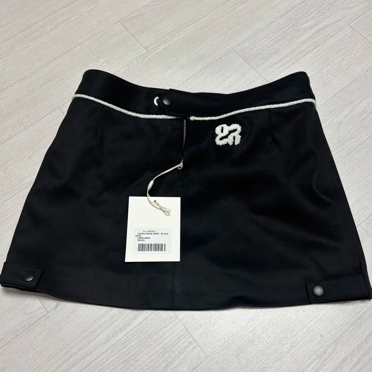 GLOWNY グロウニー ジェイドン スウェード スカート ブラック