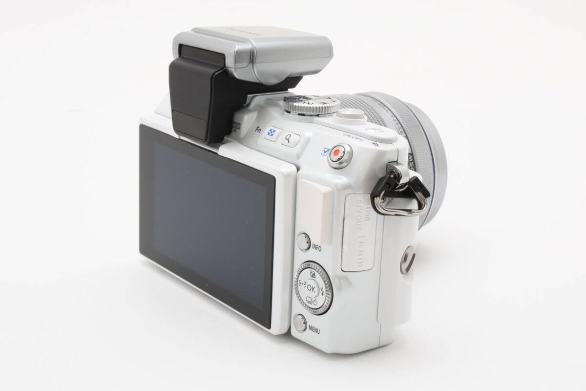 OLYMPUS E−PL6 E-PL6 14-42 EZ レンズキット WHI… ☆美品☆ショット数