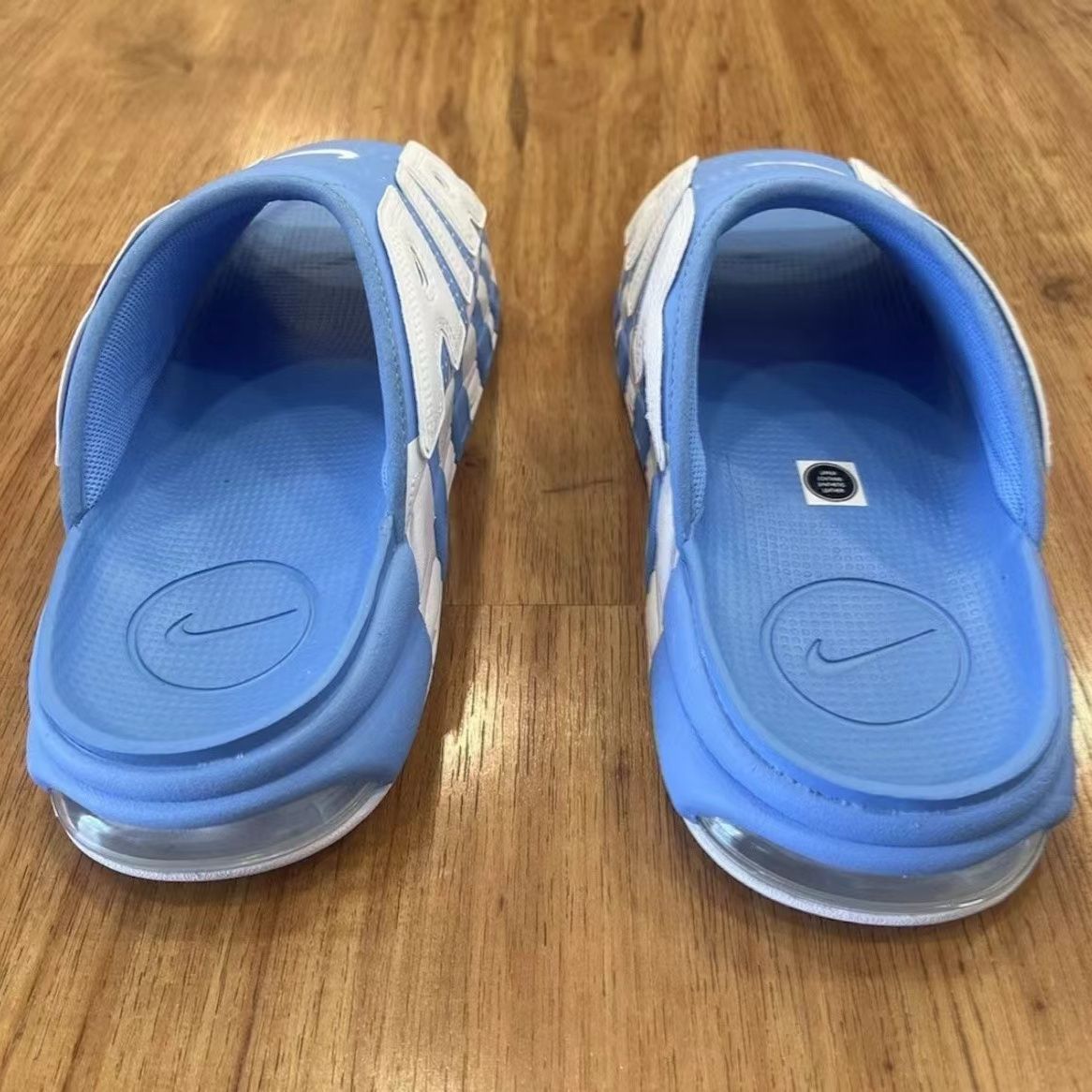 新品 未使用 NIKE ナイキ エア モア アップテンポ スライド サンダル 