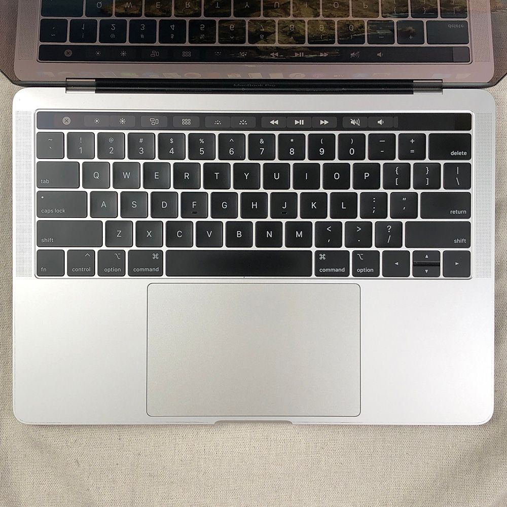 ジャンク MacBook Pro 13