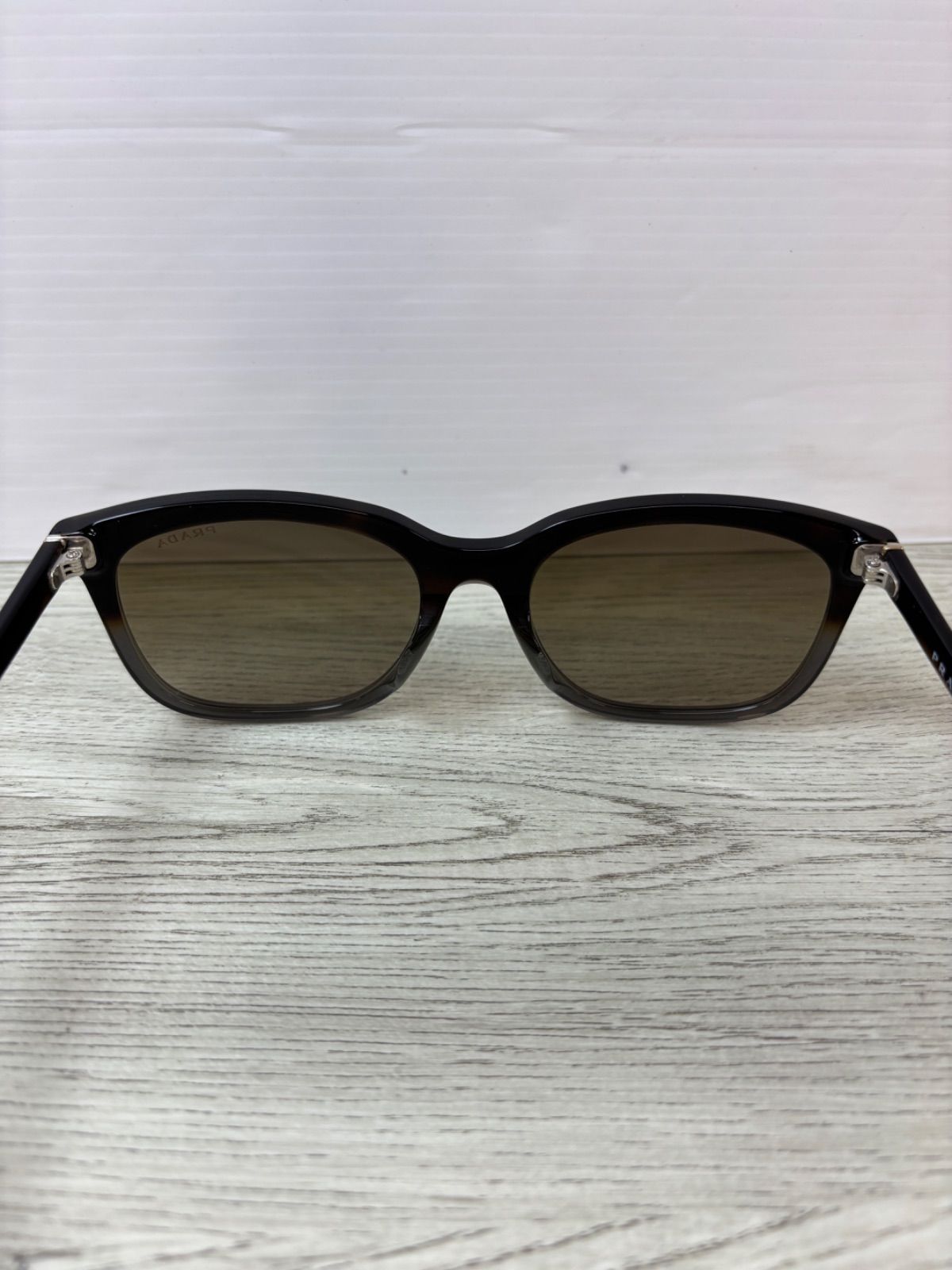 PRADA プラダサングラスSPR12R-F PRADA プラダサングラスSPR12R-F - メルカリ