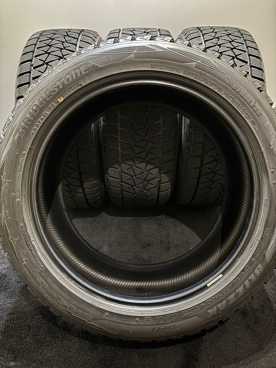 倉庫 275 45R20 BRIDGESTONE DM-V2 17年製 スタッドレス 4本 ブリヂストン ブリザック XC90 X5 X6 カイエン 南10-K269 FFCRYSTALESIA_COM