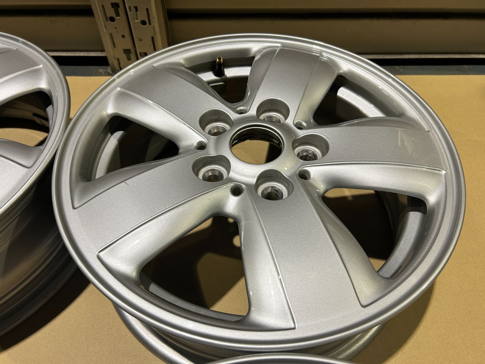 MINI ミニ F55 F56 純正ホイール 15インチ 5.5J 46 PCD112 5H FFCRYSTALESIA_COM