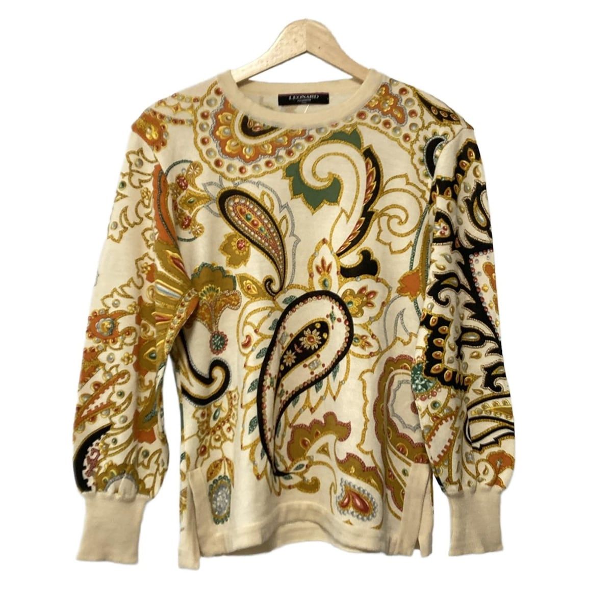 美品　レオナール　長袖セーター　44 LEONARD(レオナール) 長袖セーター サイズ44 L レディース - 黒×白