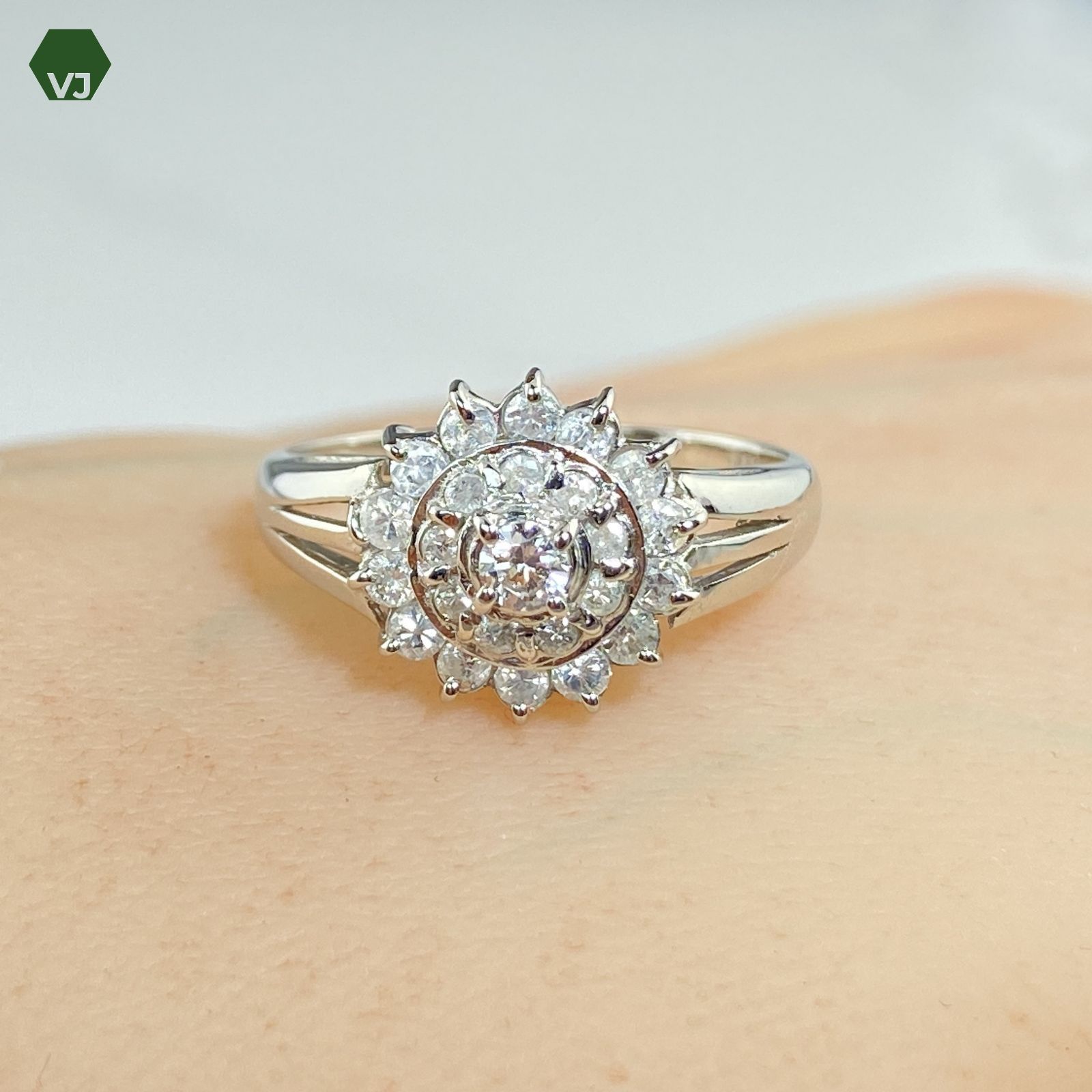 24-44】ダイヤモンド リング D0.5ct【中古】【PT900】【11号】☆By