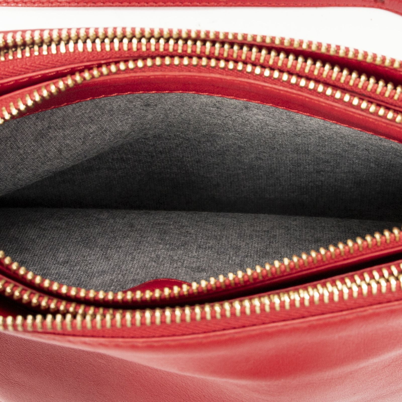 CELINE セリーヌ小トリオクロスボディ赤カーフスキンレザーAB