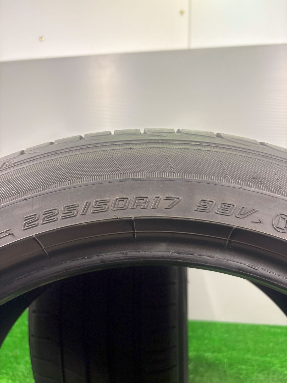 225|50R17 ダンロップ