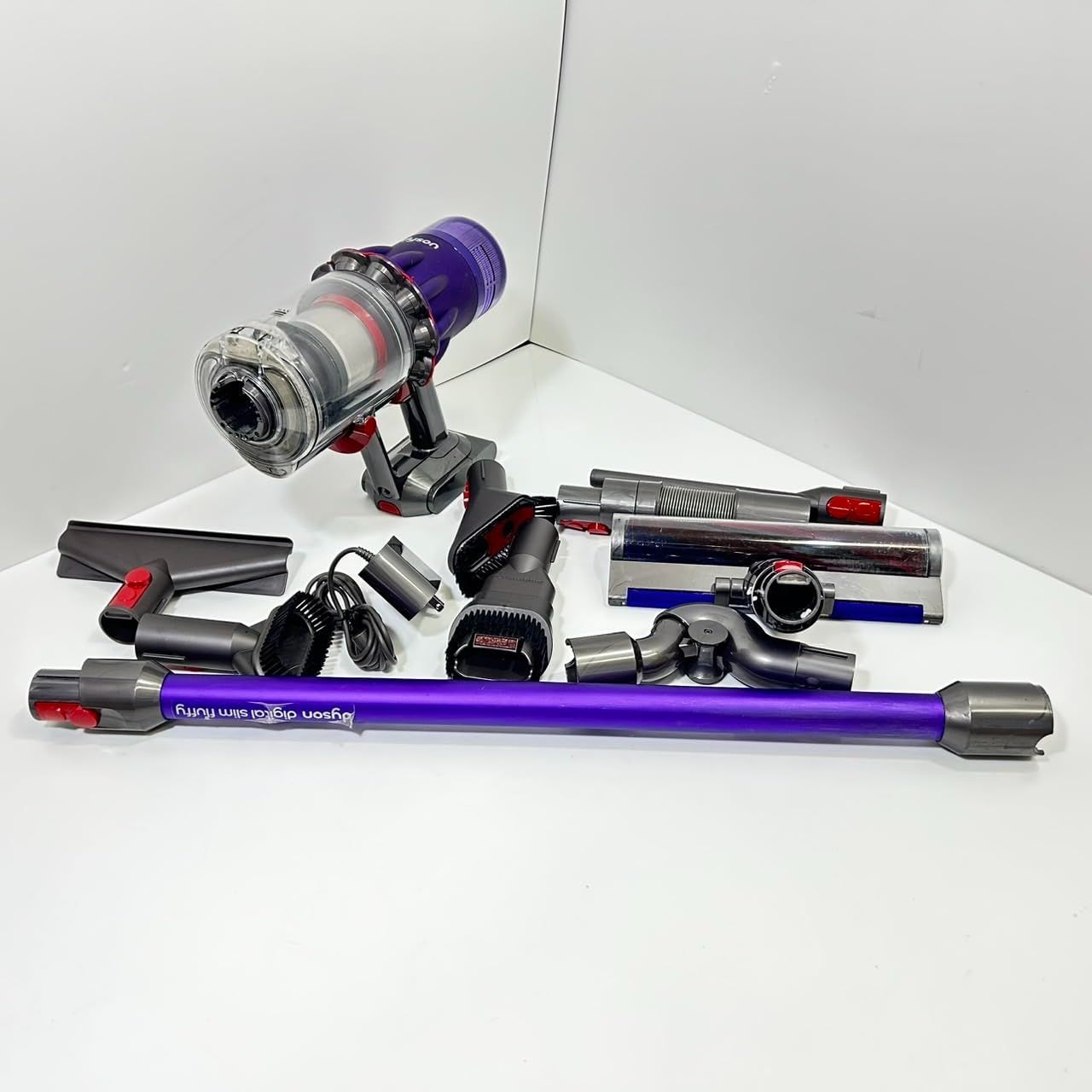 Dyson ダイソン Digital Slim 良い Fluffy SV18 コードレス