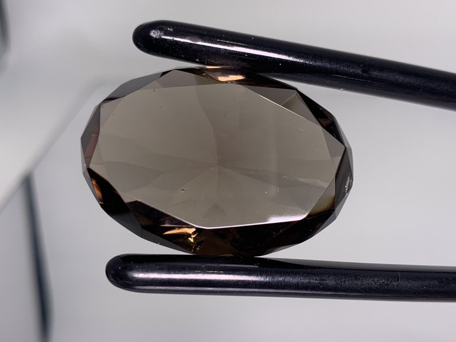 宝石ソーティング付き 天然 スモーキークォーツ 95.446ct 縦38.2