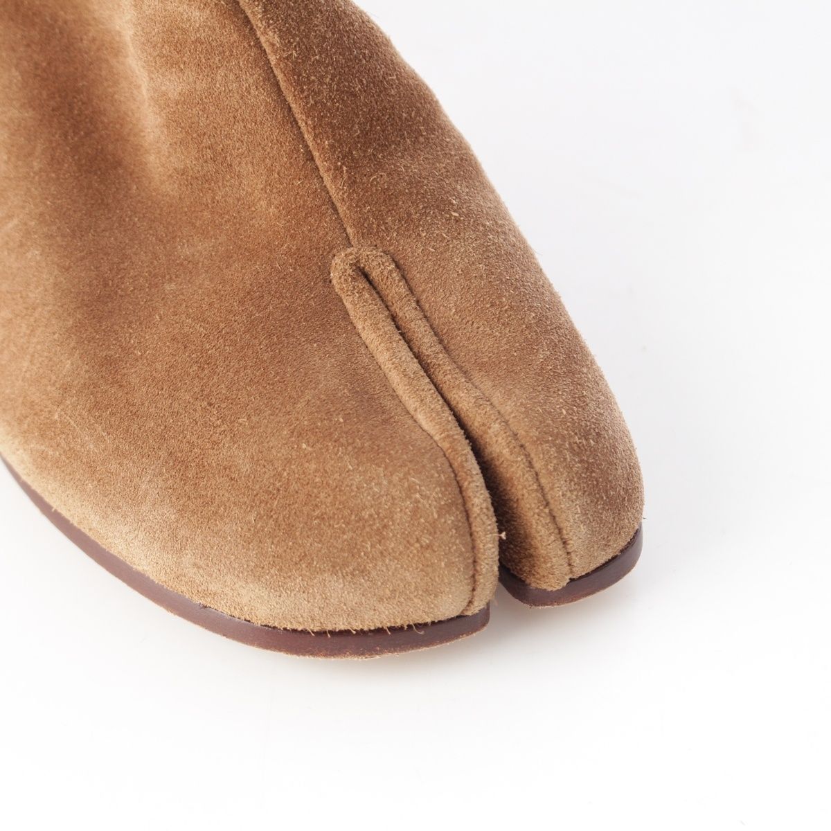 メゾンマルジェラ TABIスエードレザーアンクルブーツ ブラウン Maison Margiela Tabi スエード アンクルブーツ | ブラウン