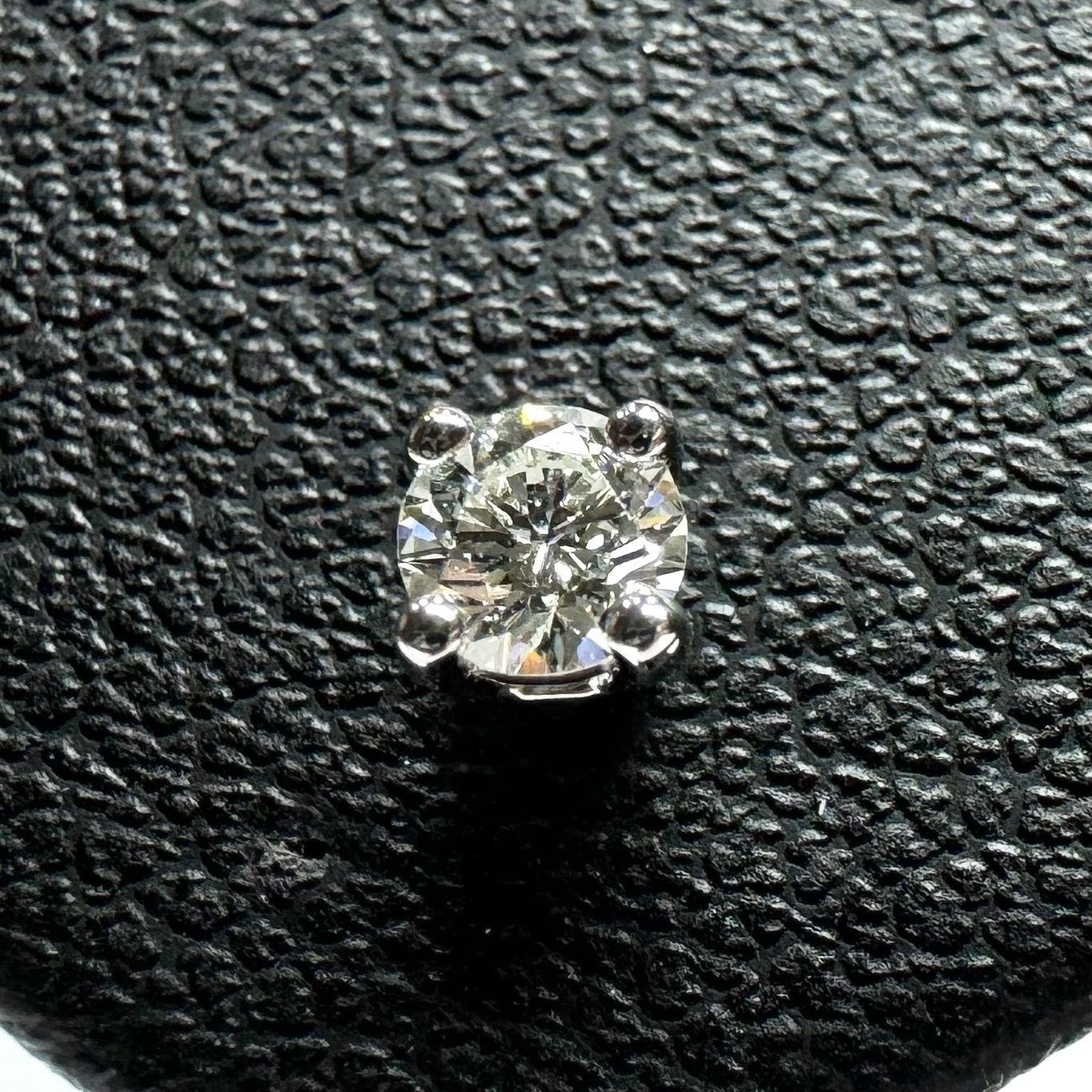 Tiffany &Co. pt950 ソリティア ダイヤモンド ピアス 0.11ct 片耳