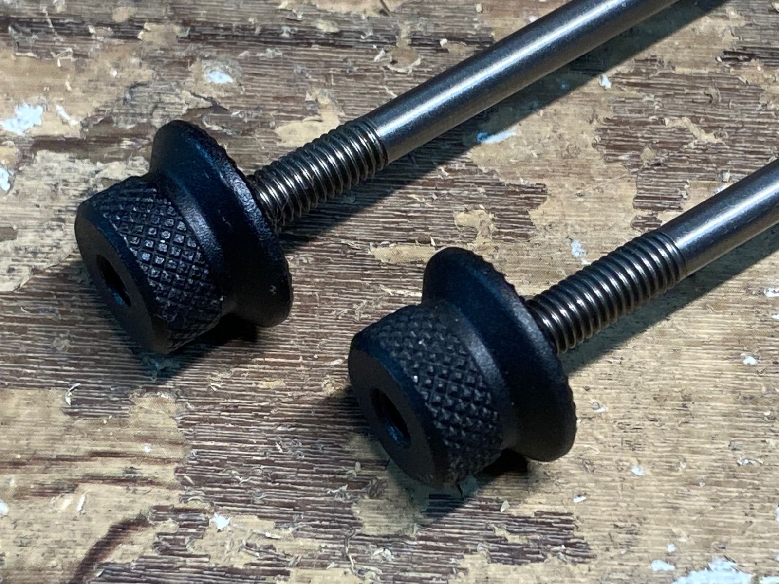 IK923 エンヴィ ENVE Titanium Skewers クイックリリース 前後セット 