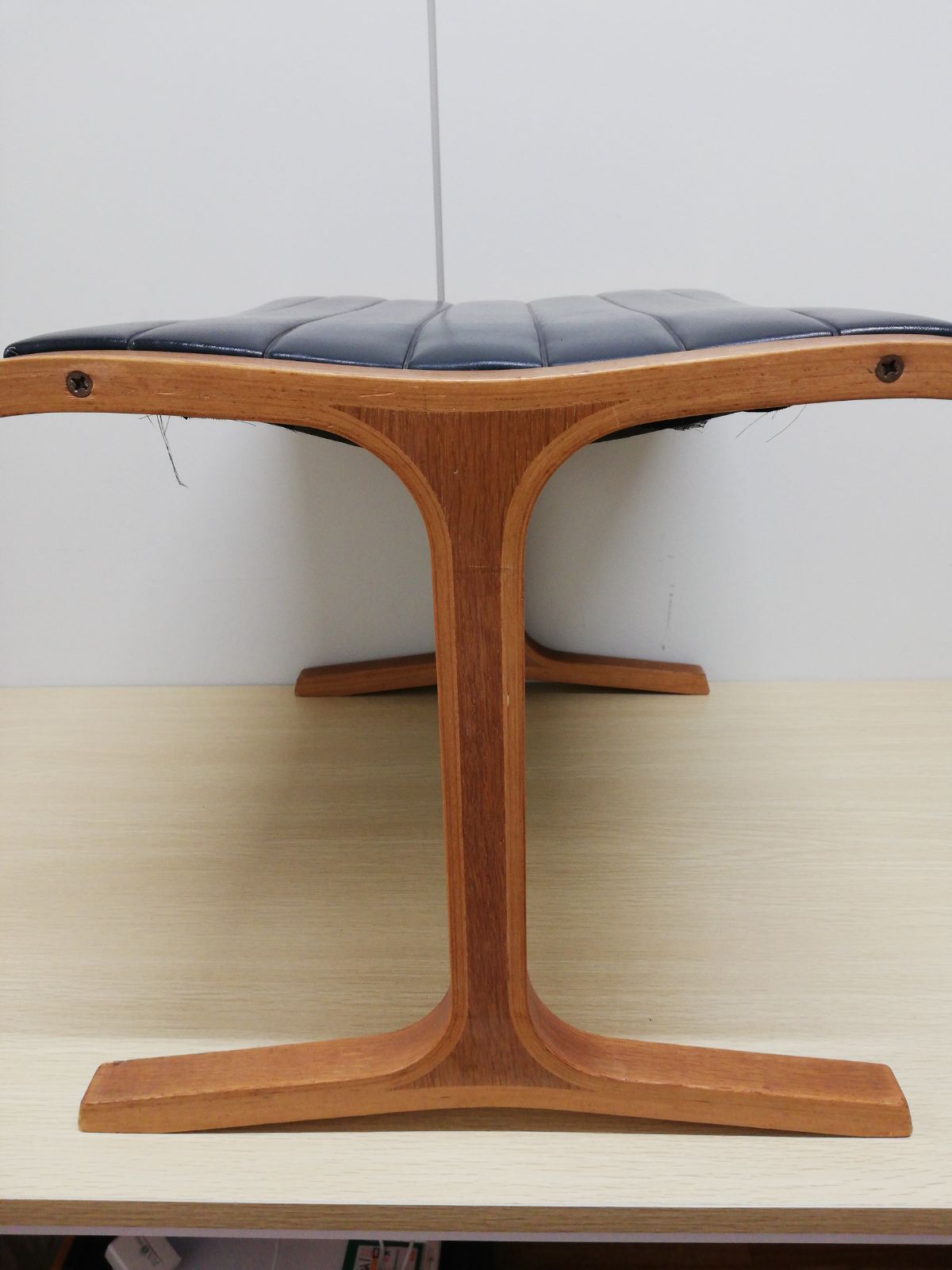 天童木工 菅澤光政 ヘロン オットマン スツール MARWIL-DEMENAGEMENTS_CH