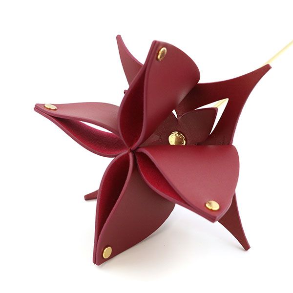 ルイヴィトン　LOUIS VUITTON オリガミフラワー(中古) LOUIS VUITTON - ルイ ヴィトン Origami Flowers by Atelier Oï