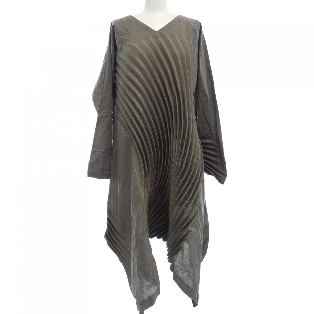 イッセイミヤケ ISSEY MIYAKE 2021 IM13FT134 チュニック