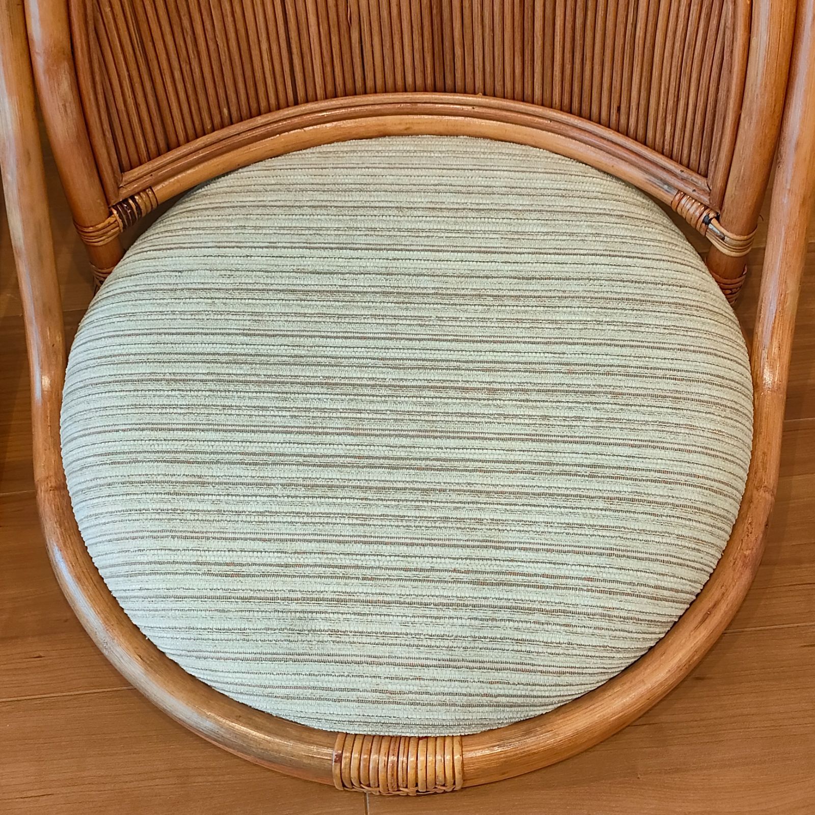 丸 クッション付き