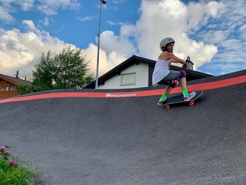 Shark Wheel カリフォルニアロールススケートボードホイール 60mm, 78A