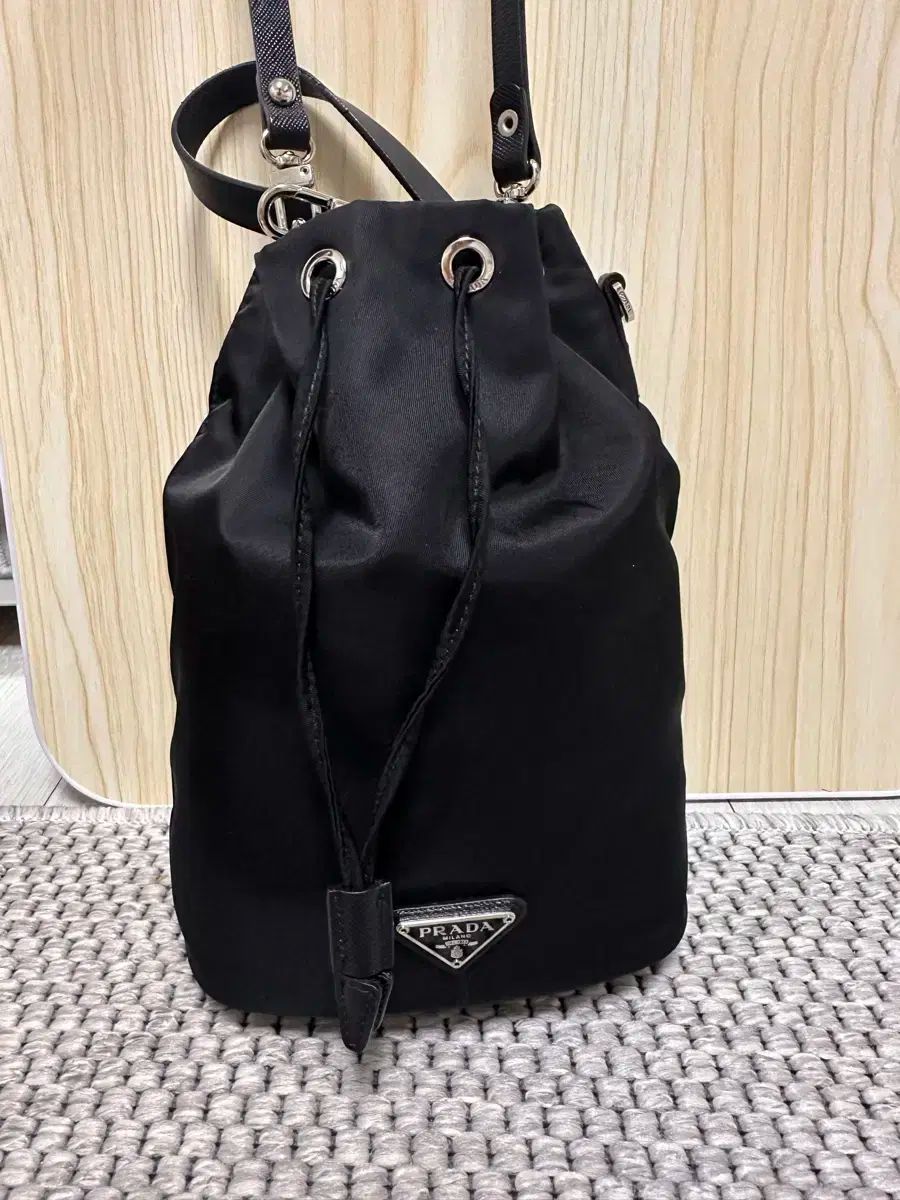 PRADA プラダ Re-Nylon 巾着バッグ バケットバッグ ポーチ