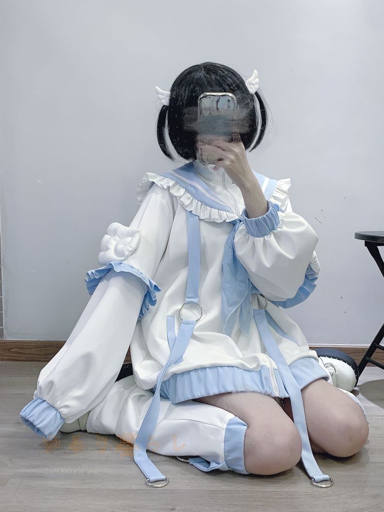 天使界隈 サブカル オーバーサイズ 大きめ ゆったり 原宿 渋谷 10代