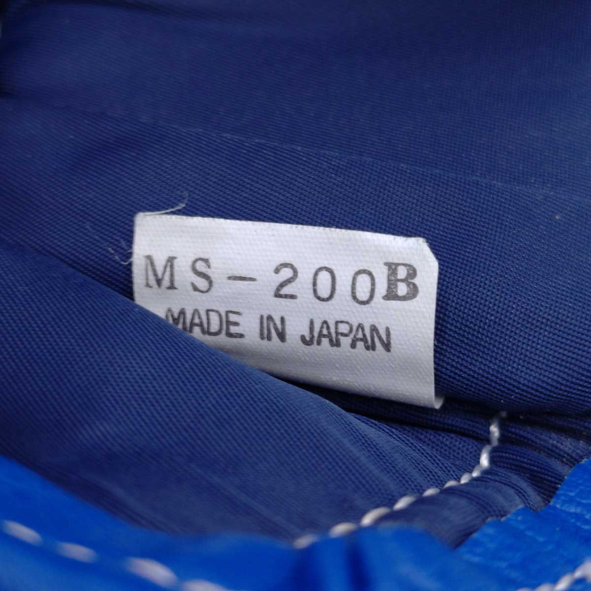 WINNIN ウイニング ボクシング グローブ 山田虎矢太 山田彪太朗 松田玲奈 中古】WINNING ウイニング ボクシング グローブ 山田虎矢太 山田
