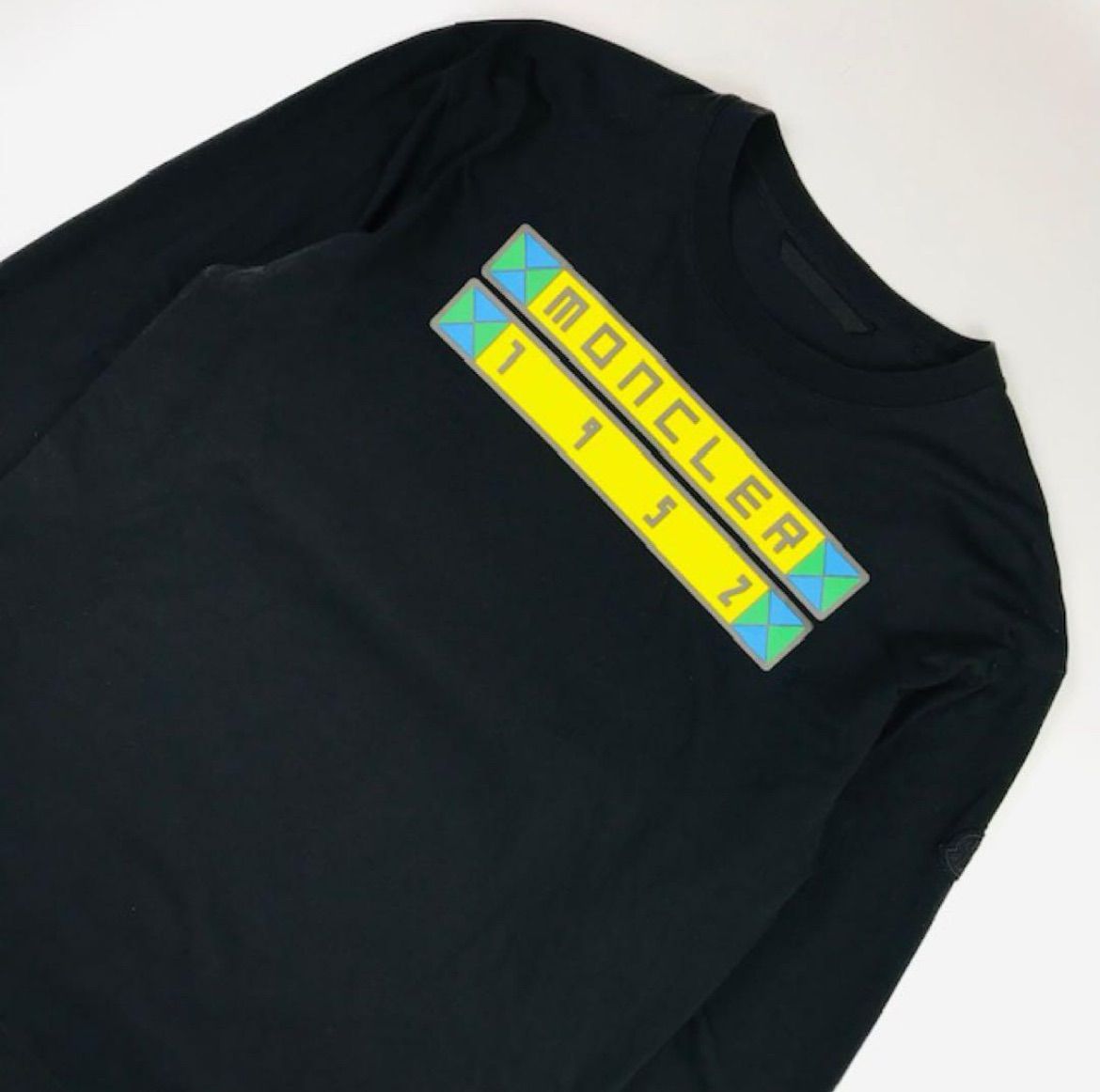 【入手困難】モンクレール ジーニアス ロンT 長袖 ロンT ワッペンロゴ 入手困難】モンクレール ジーニアス ロンT 長袖 ロンT ワッペンロゴ