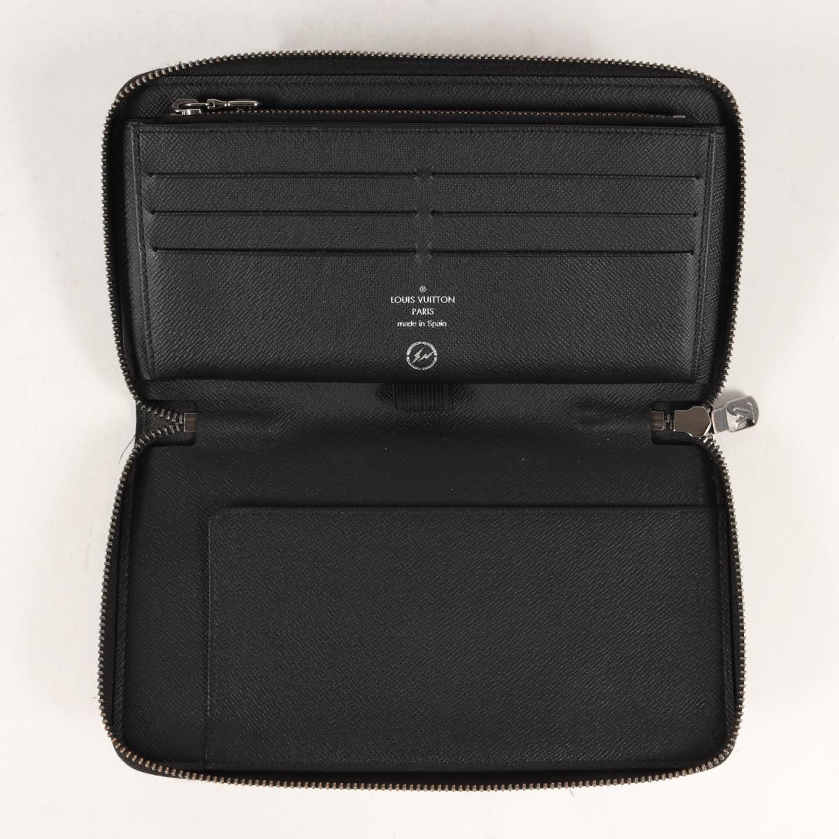 LOUIS VUITTON ルイヴィトン fragment design モノグラム・エクリプス 