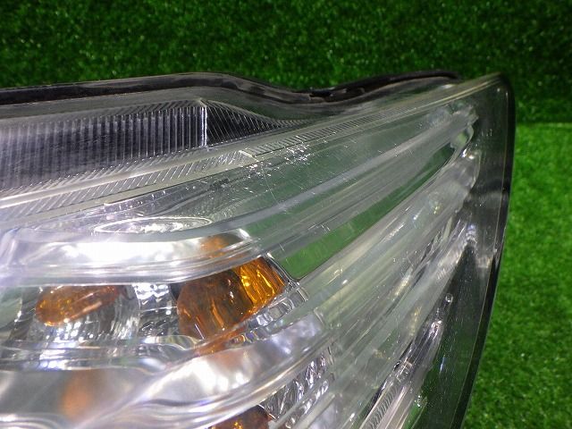 CR-Z 左ヘッドライト HID ZF1 前期 100-22010 C バラスト付き