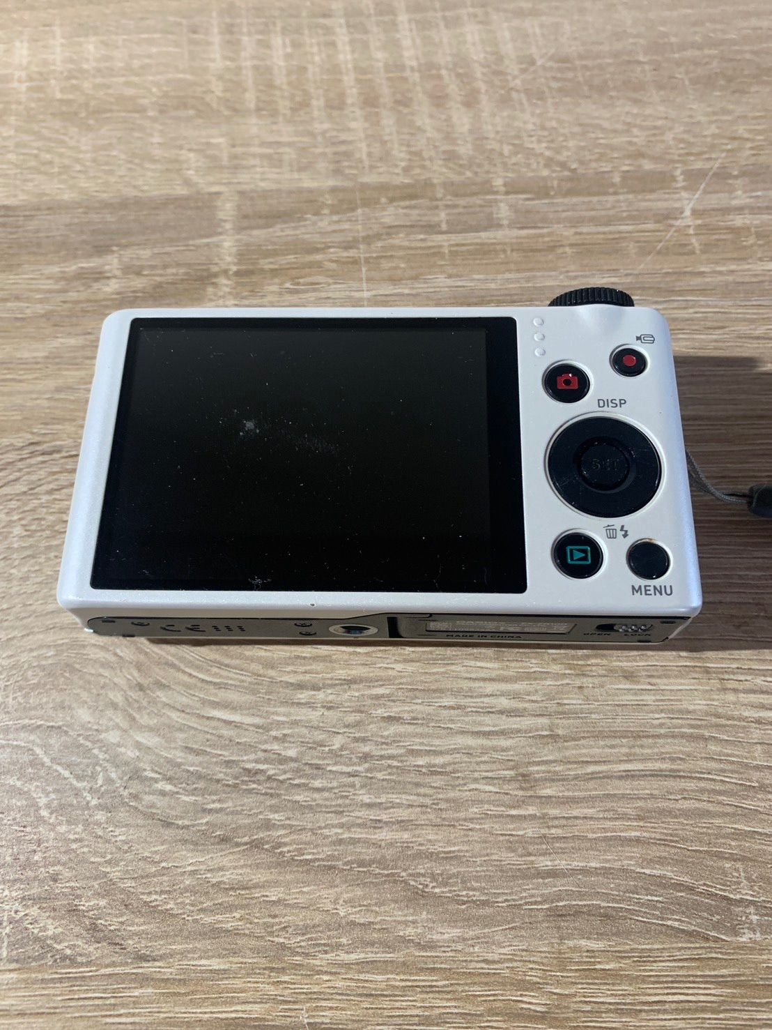  5723 Casio カシオ EXILIM EX ZR 100 ホワイト デジカメ コンパクトデジタルカメラ デジタルカメラ