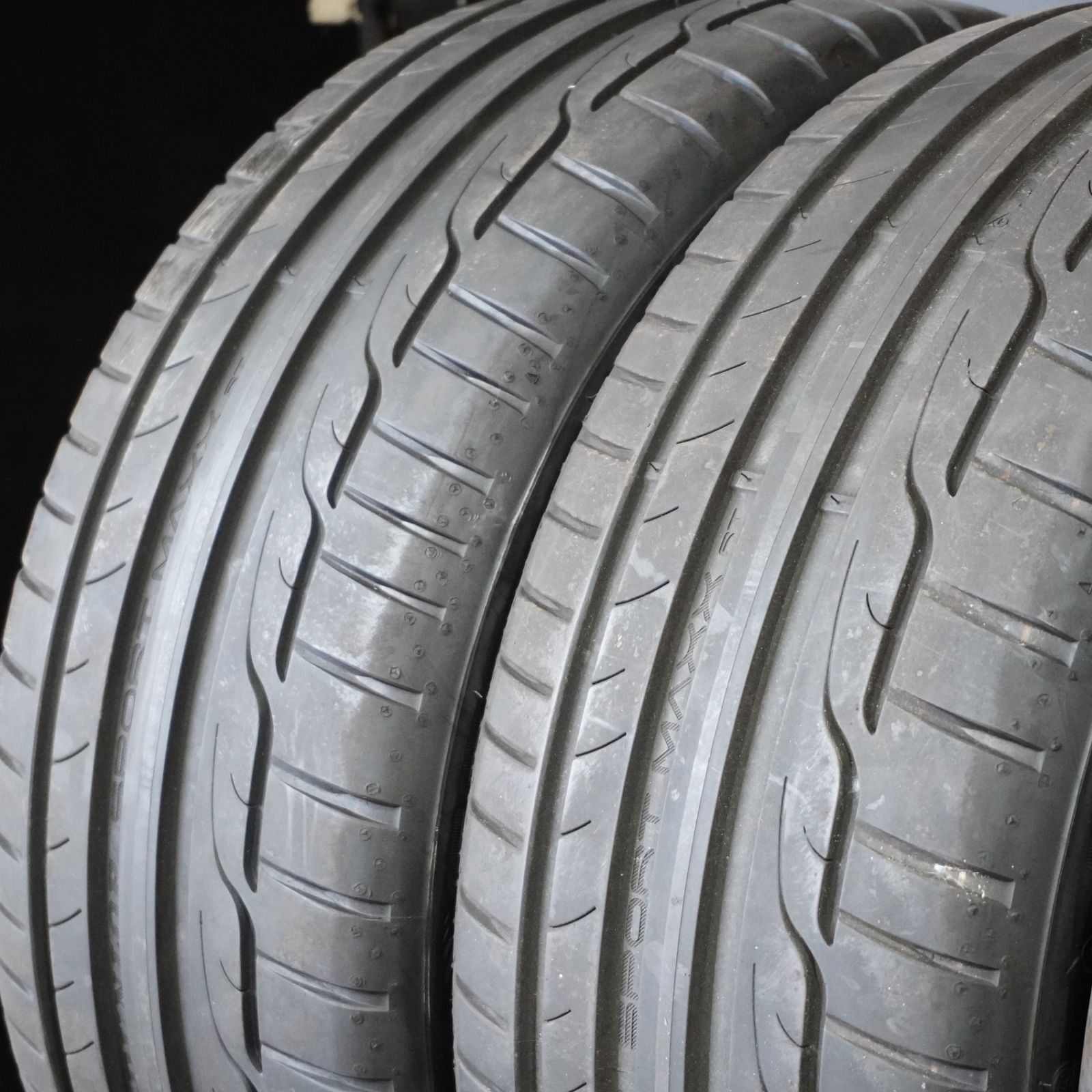 22年製 バリ山 ダンロップ SP SPORTMAXX RT 225 40R18 4本 プリウス カローラスポーツ 86 BRZ マツダ3 CX-3等