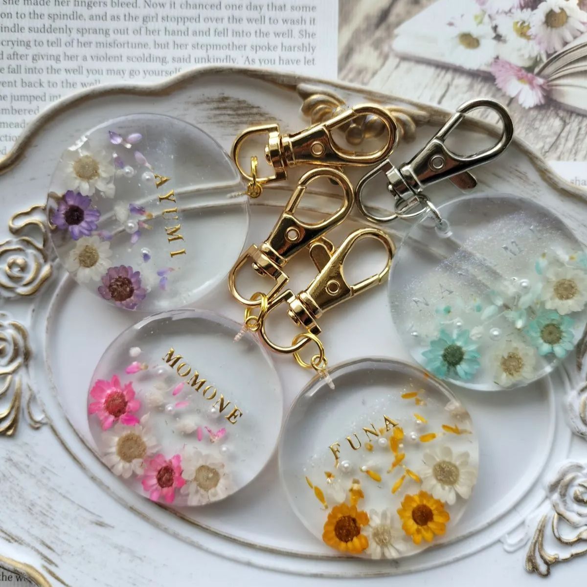 アユミ様ご確認用ページ レジンで写真チャーム オーダー品