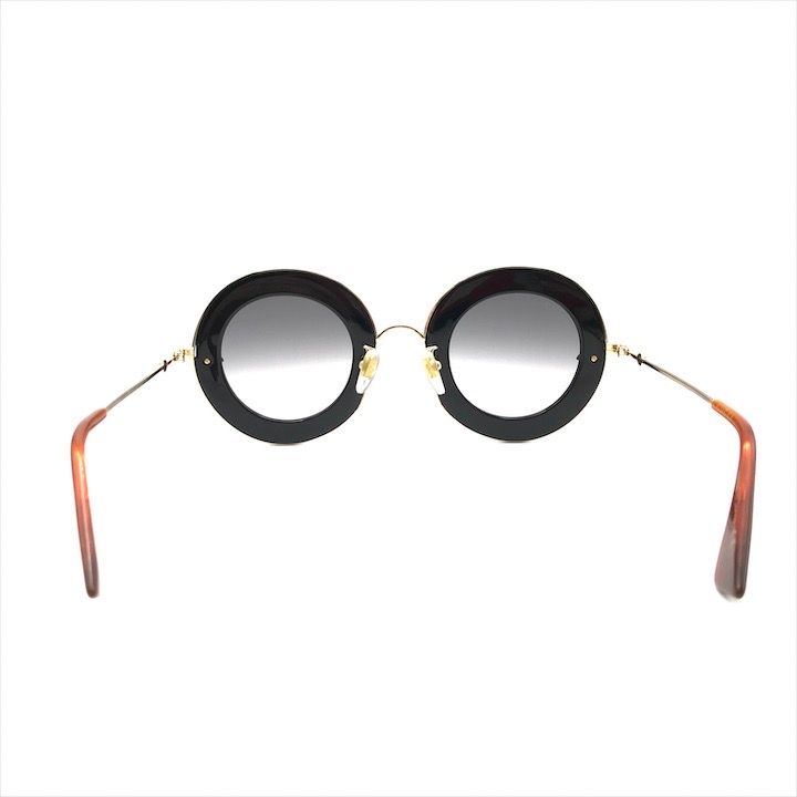 GUCCI グッチ