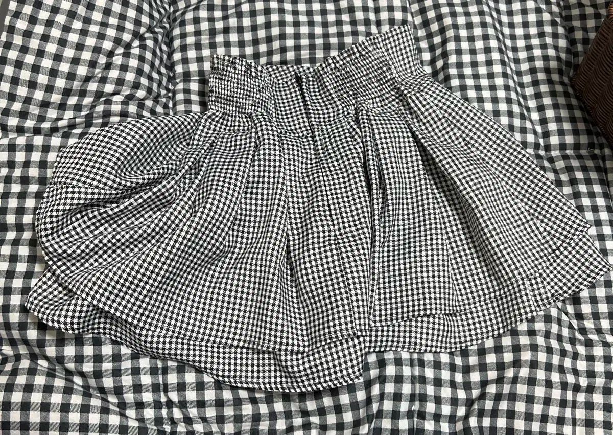 Xs michellMacaron ミシェルマカロン ギンガムチェックスカート タグ o