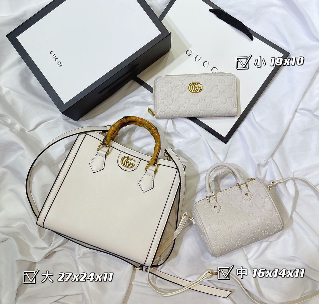 GUCCI ホワイトレザーバッグ 財布セット GUCCI ホワイトレザーバッグ 財布セット