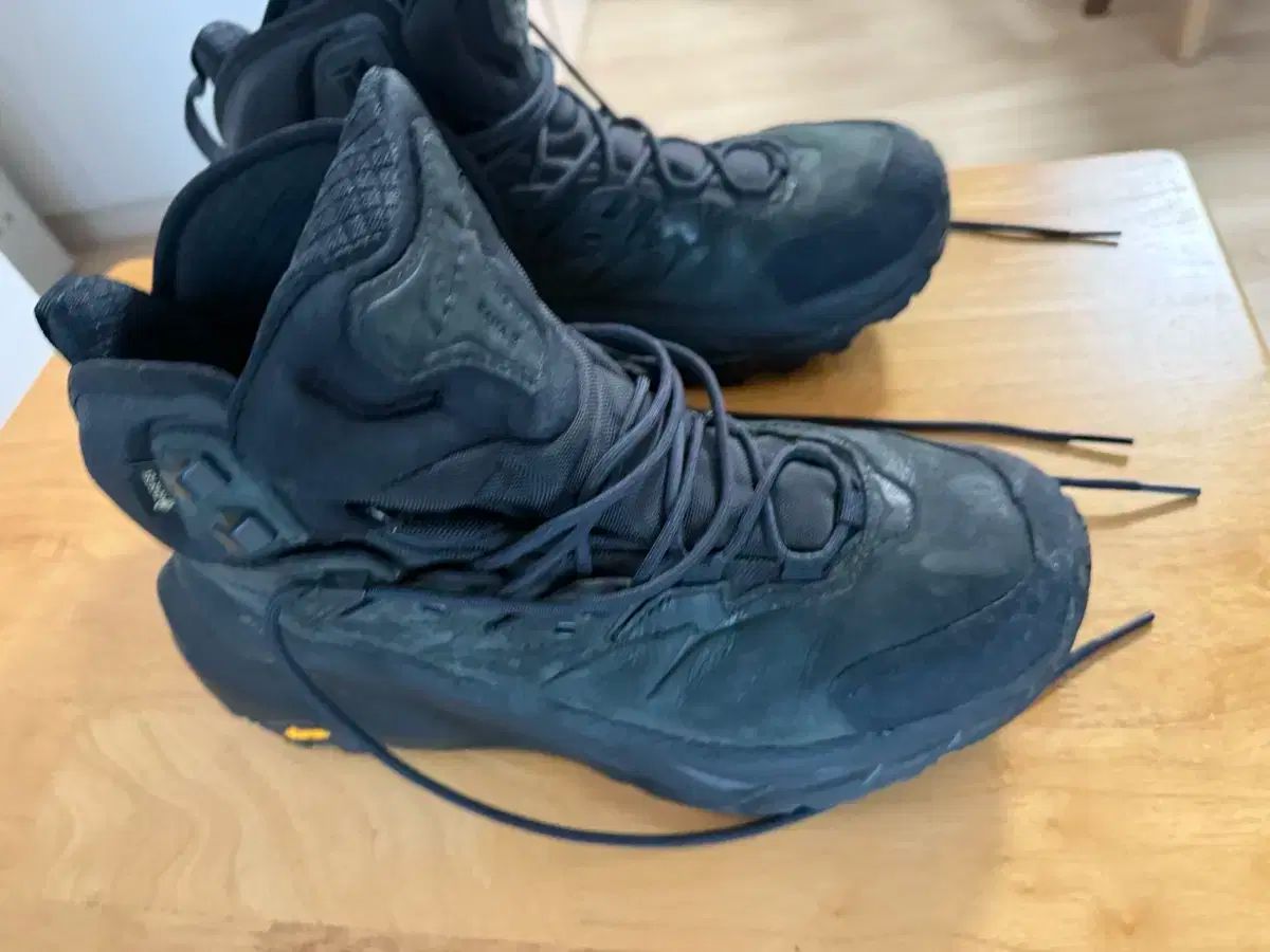 LA SPORTIVA g-summit gサミット EU43 27.5cm（LA SPORTIVA ガッシャ 