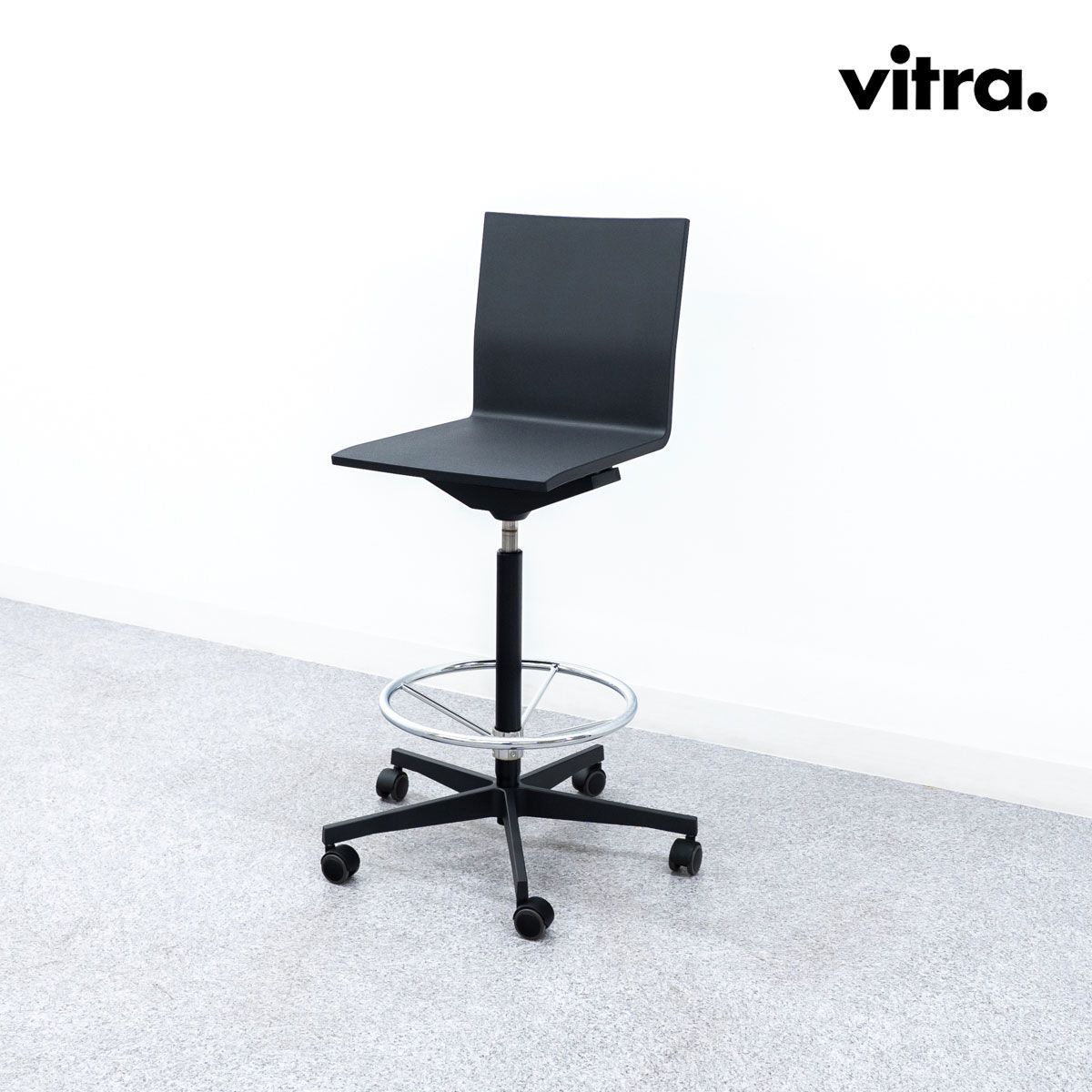 展示品 Vitra ヴィトラ .04 Counter カウンター チェア ベーシックダーク マールテン ヴァン セーヴェレン 定価20万 4