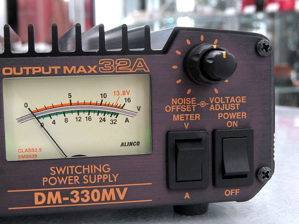 アルインコ DM-33OMV MAX32A ALINCO アルインコ DM-33OMV 直流安定化電源 AC-DCコンバーター