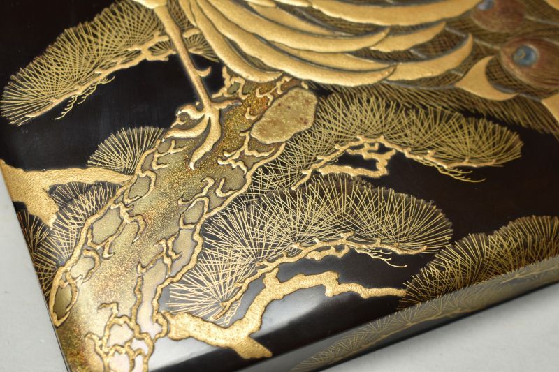 孔雀蒔絵硯箱 共箱