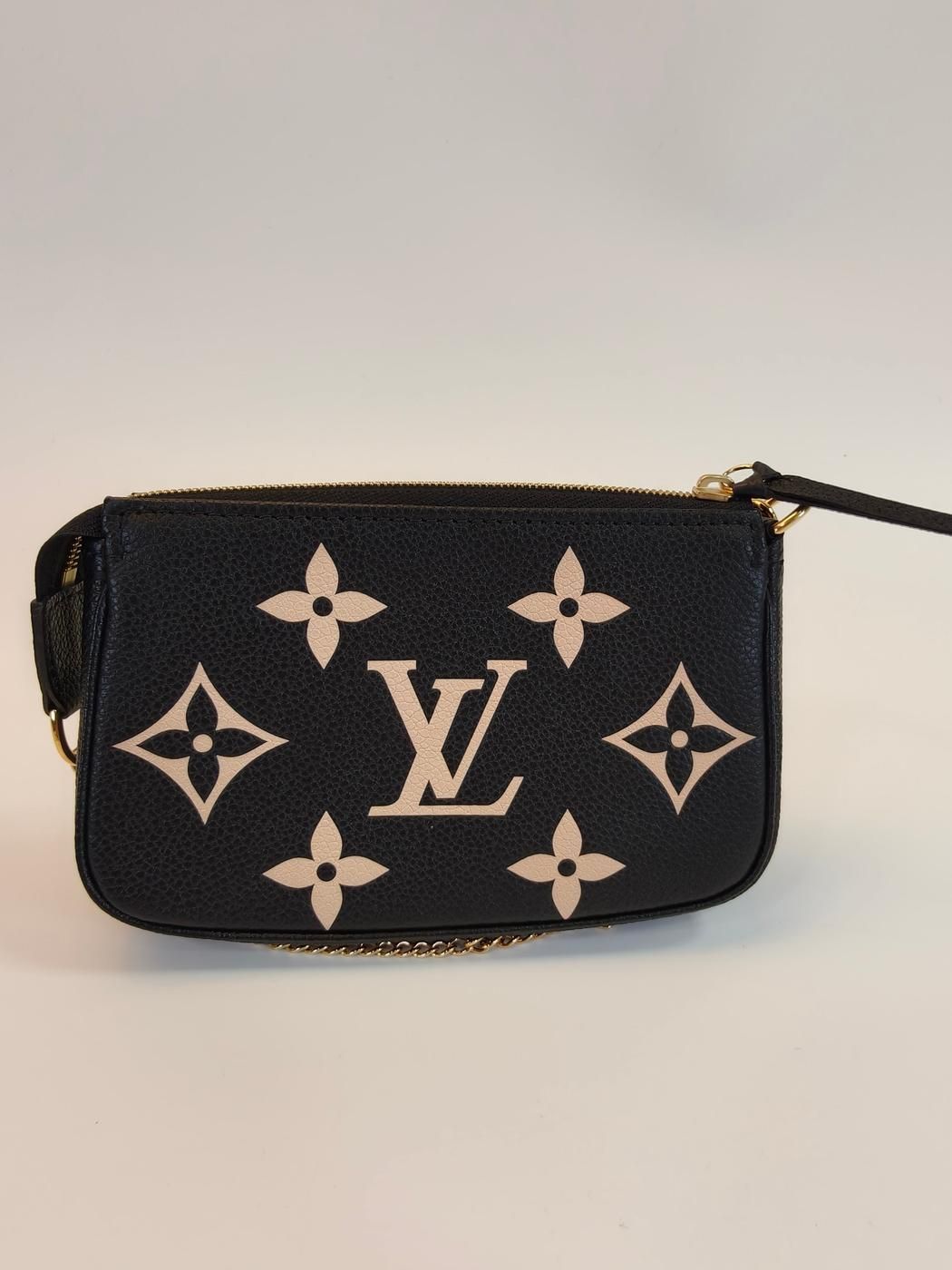 美品　ルイヴィトン エピ アクセサリーポーチ ブラック 楽天市場】LOUIS VUITTON【ルイヴィトン】ポシェットアクセ