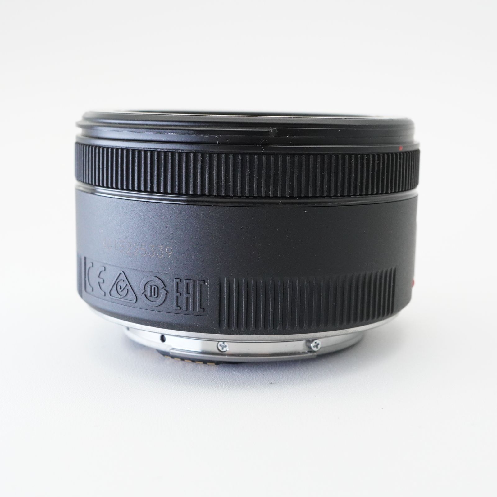 最終値下げ【中古・美品】Canon 50mm 単焦点レンズ ES-68フード付き 限定値下げ【中古・美品】Canon 50mm 単焦点レンズ ES-68フード