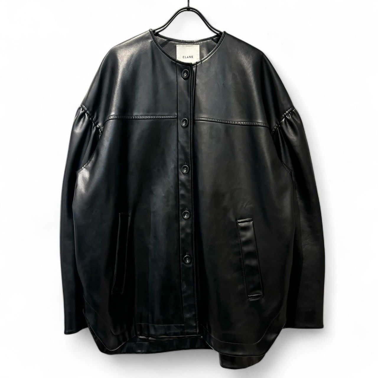 CLANE (クラネ) VOLUME SLEEVE LEATHER BLOUSON 11101-0012 フェイクレザーブルゾン レディース ブラック  1 - メルカリ