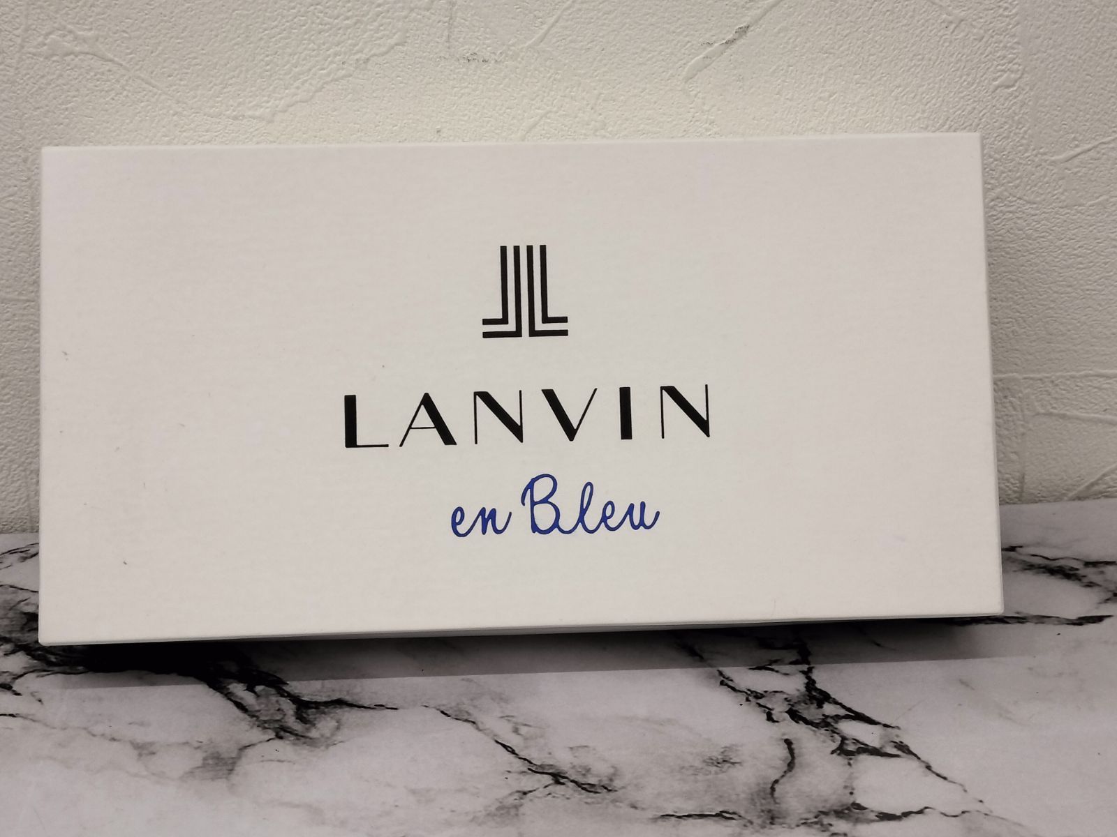【美品】LANVIN en Bleu ランバンオンブルー  長財布 ブラック