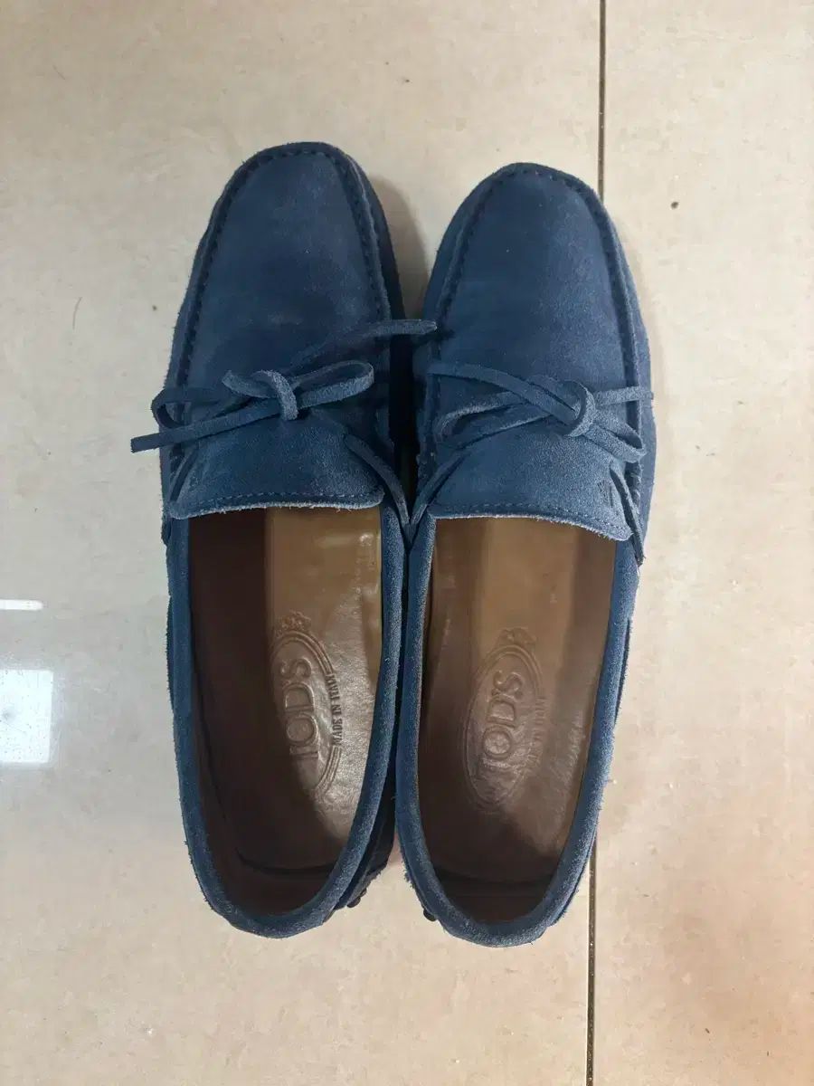 TOD S トッズ ゴンミーニ ドライビングシューズ