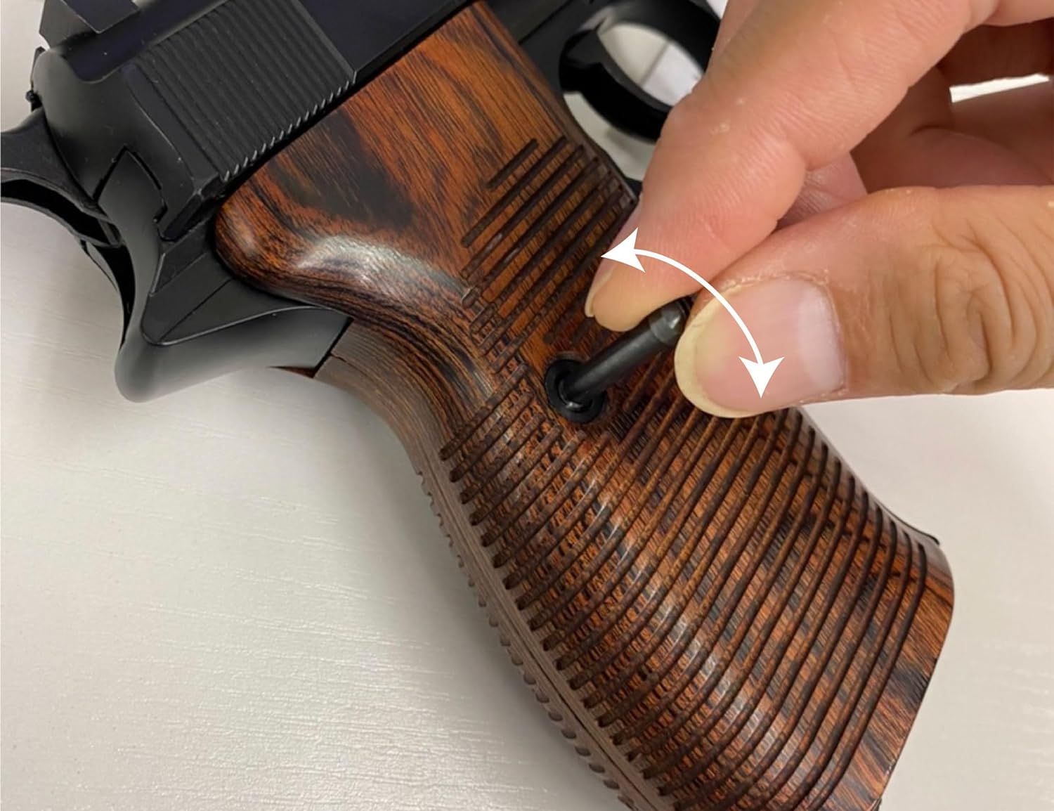 マルゼン ワルサーP38　木製グリップ　3個セット Amazon.co.jp: マルゼン ワルサー P38 PPK PPK/S 対応 ウッド
