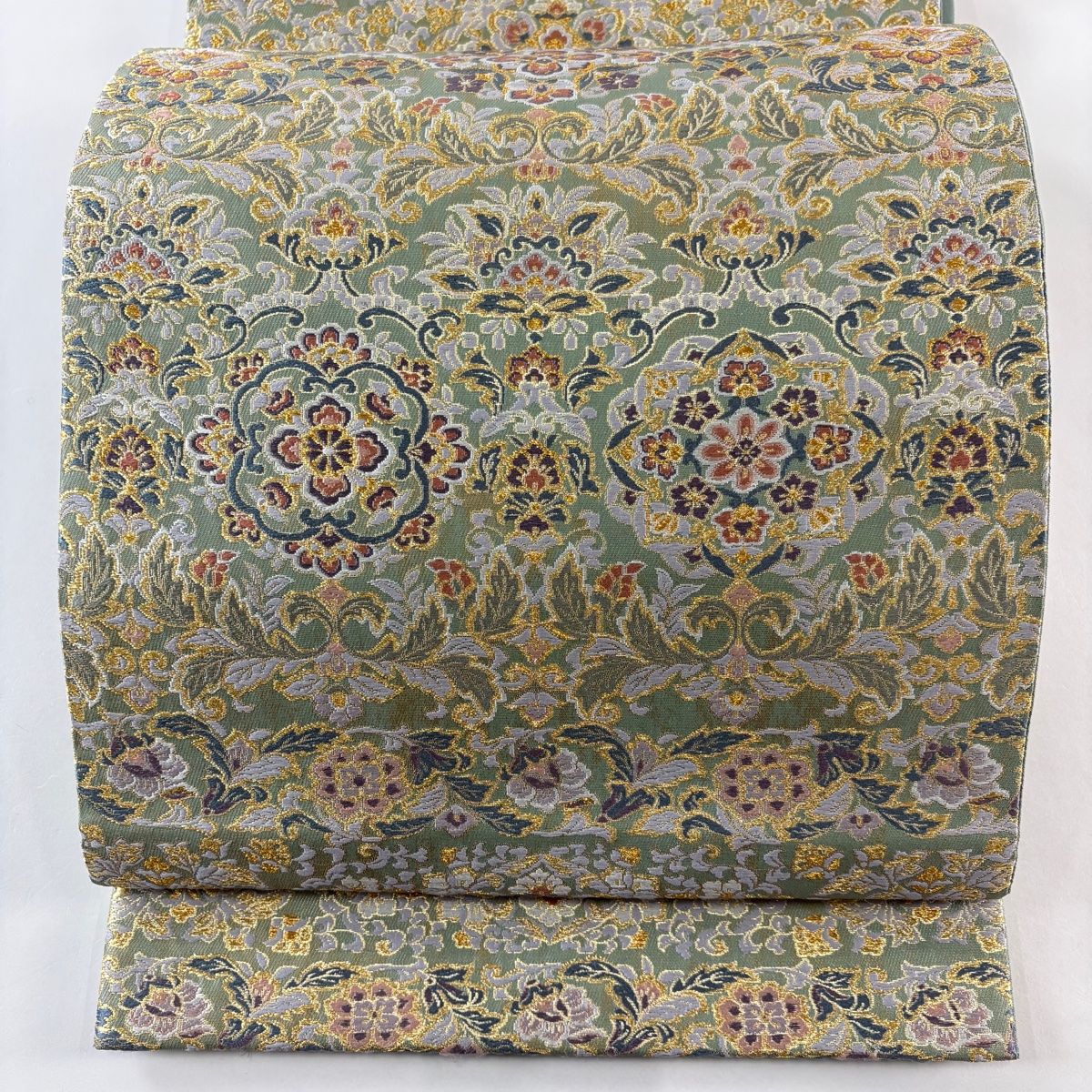 袋帯 名品 華文 草花 金糸 箔 薄緑 六通 正絹