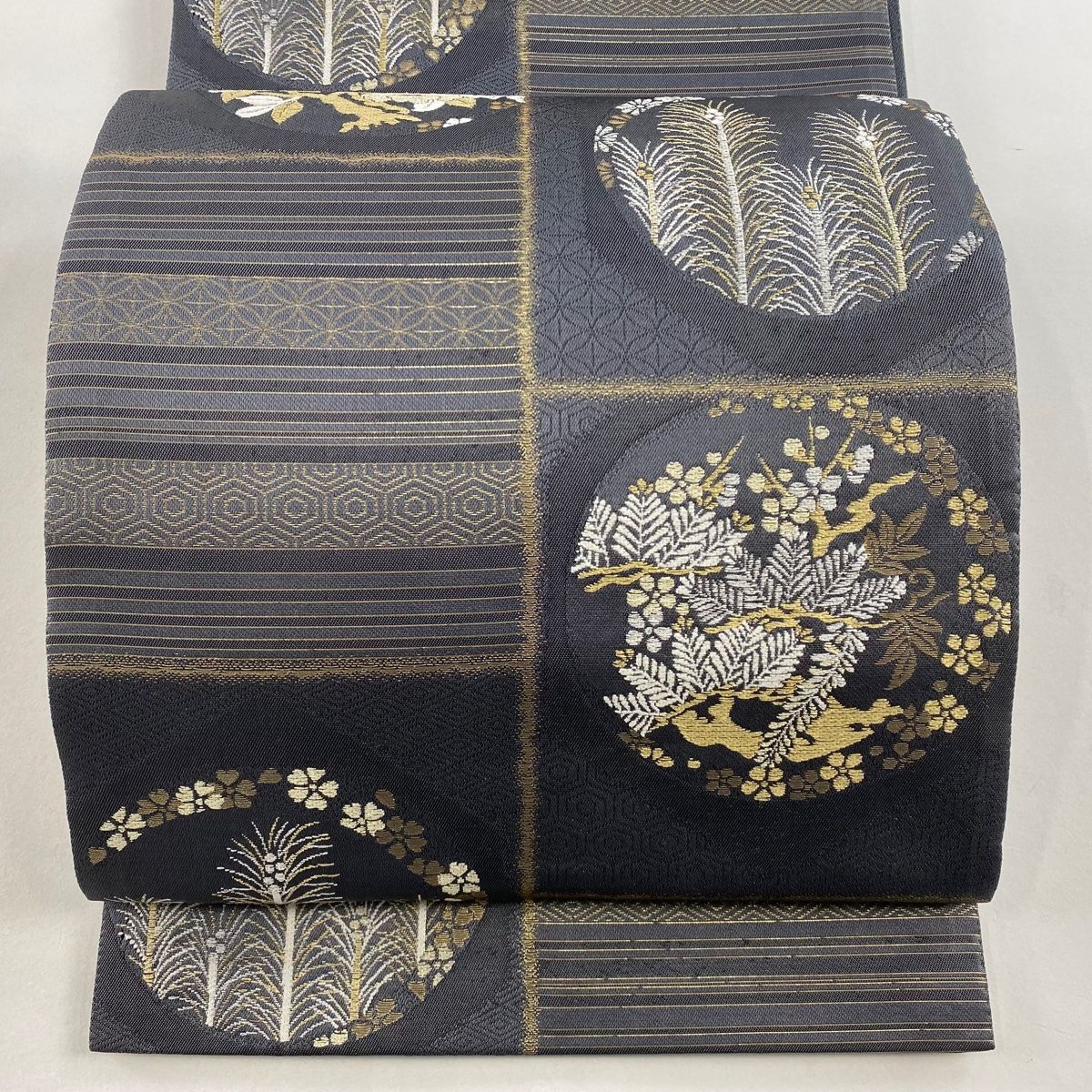 袋帯 秀品 松竹梅 有職文様 唐織 箔 黒 六通 正絹 【】 【公式通販】