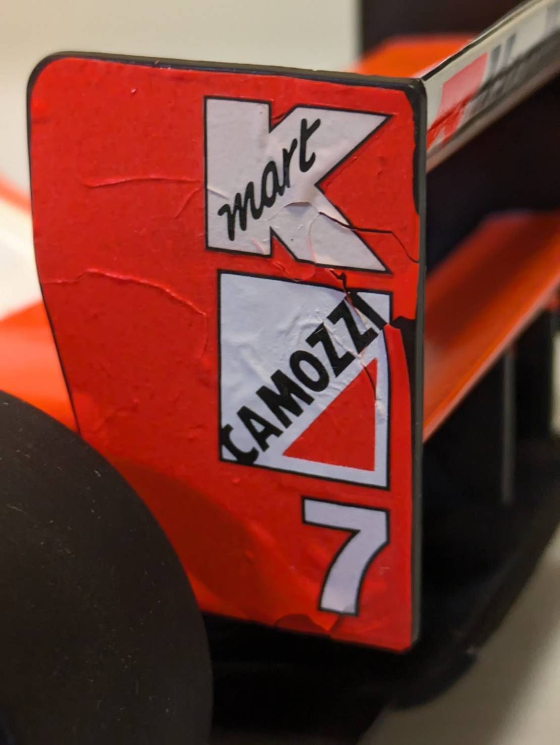 ミニチャンプス マクラーレンMP4|8